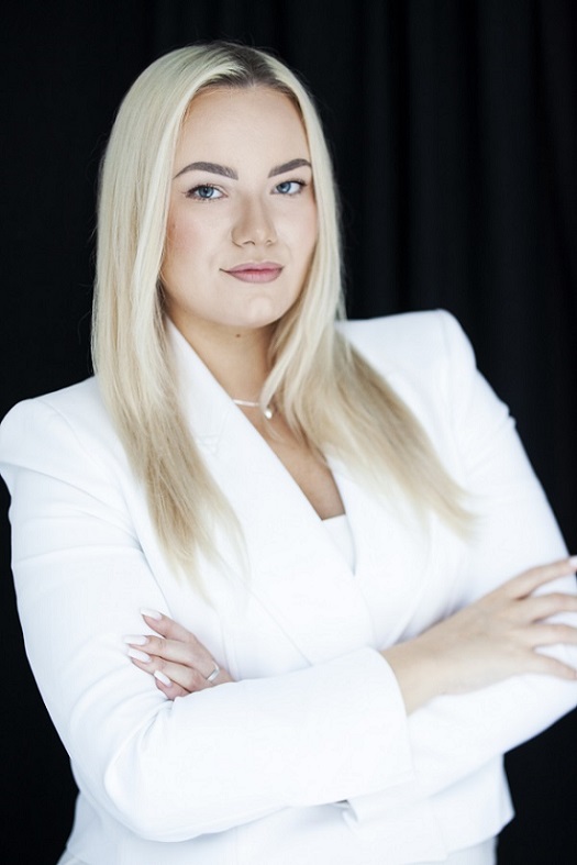 
                                                                    Office Manager                                Natalia Kamińska