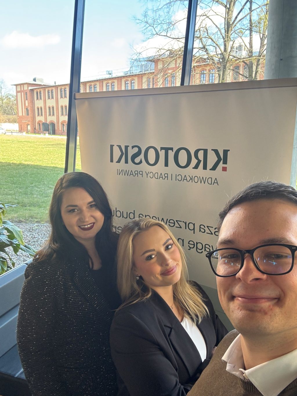 Targi Praktyk organizowane przez Wydział Prawa i Administracji UAM oraz ELSA Poznań